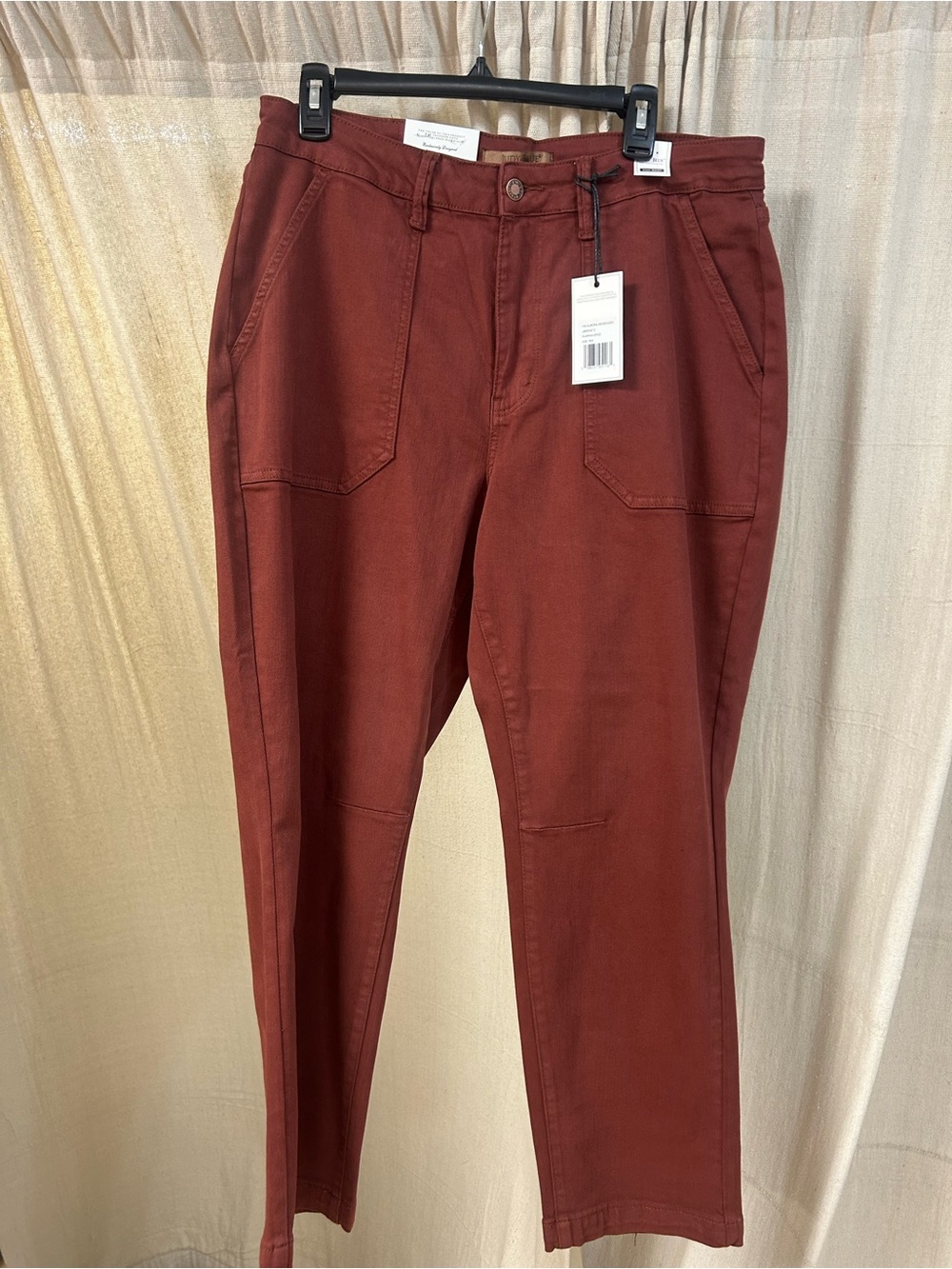 Judy Blue High Waist Aurora Weekender Jeans in Pumpkin Spice

Style #881197